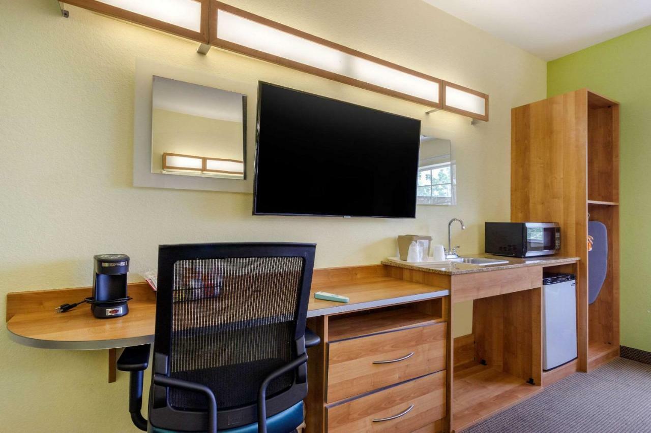 Quality Inn & Suites Lehigh Acres Fort Myers Buitenkant foto