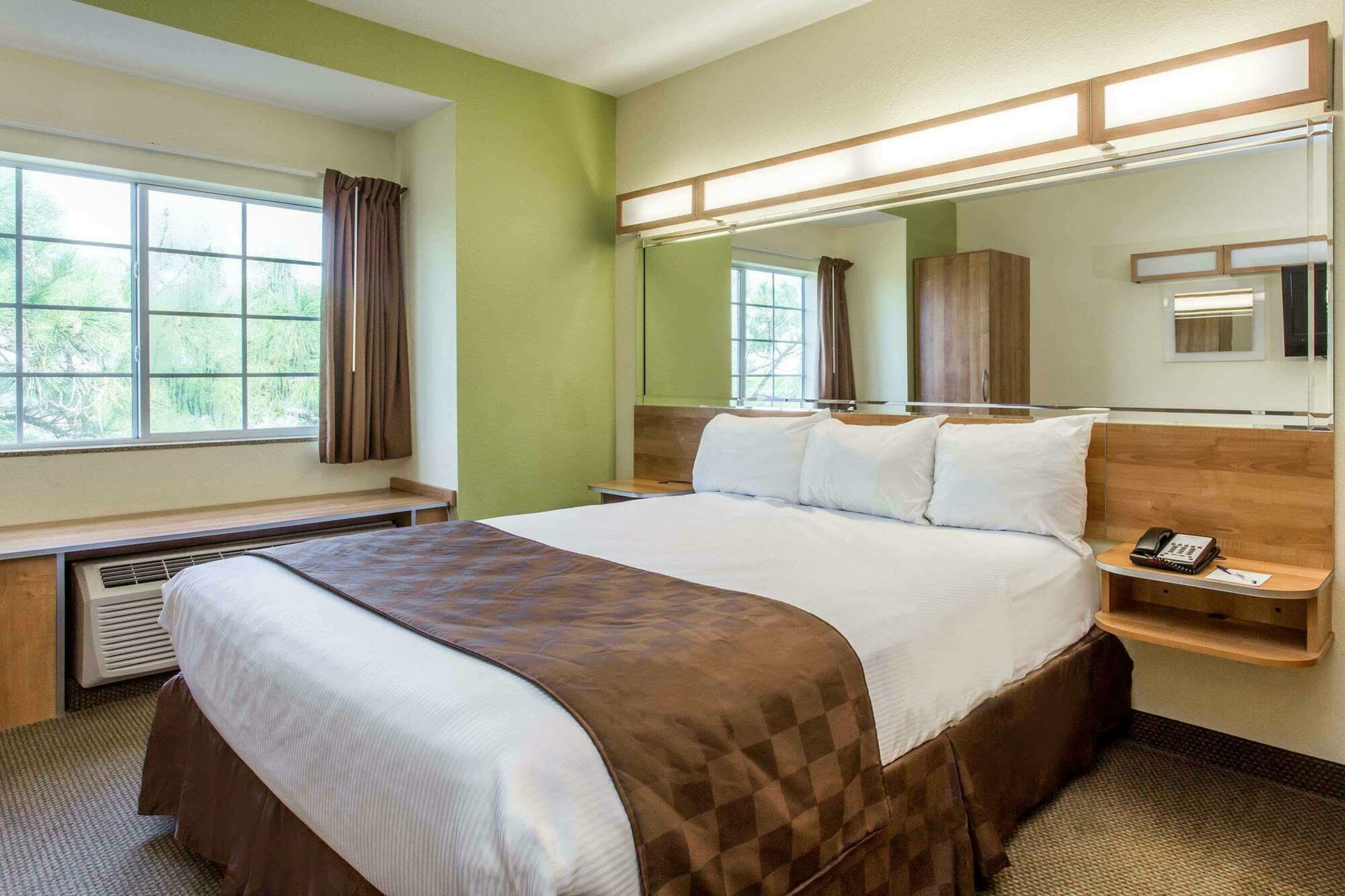 Quality Inn & Suites Lehigh Acres Fort Myers Buitenkant foto